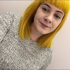 Meet your Posher, Kenzi